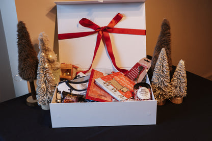 Children’s Christmas Eve Box – Magical Red Edition (Age 2-3)