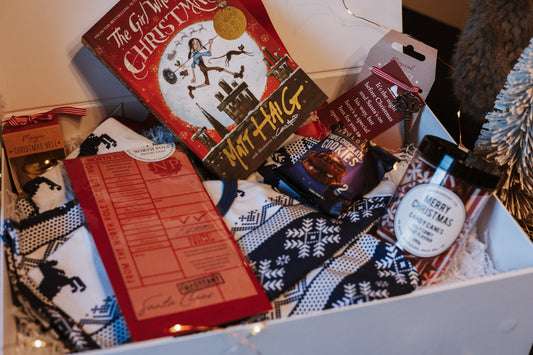 Children’s Christmas Eve Box – Magical Blue Edition (Age 8-9)